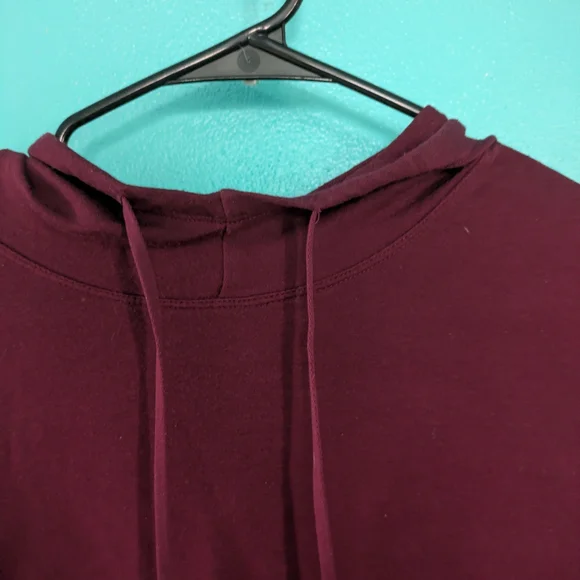 Women's Maroon Hooded Long-Sleeve Pullover Sweater - Picture 2 of 11